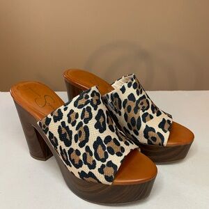 Jessica Simpson Leopard Platform Sandals Size 6.5